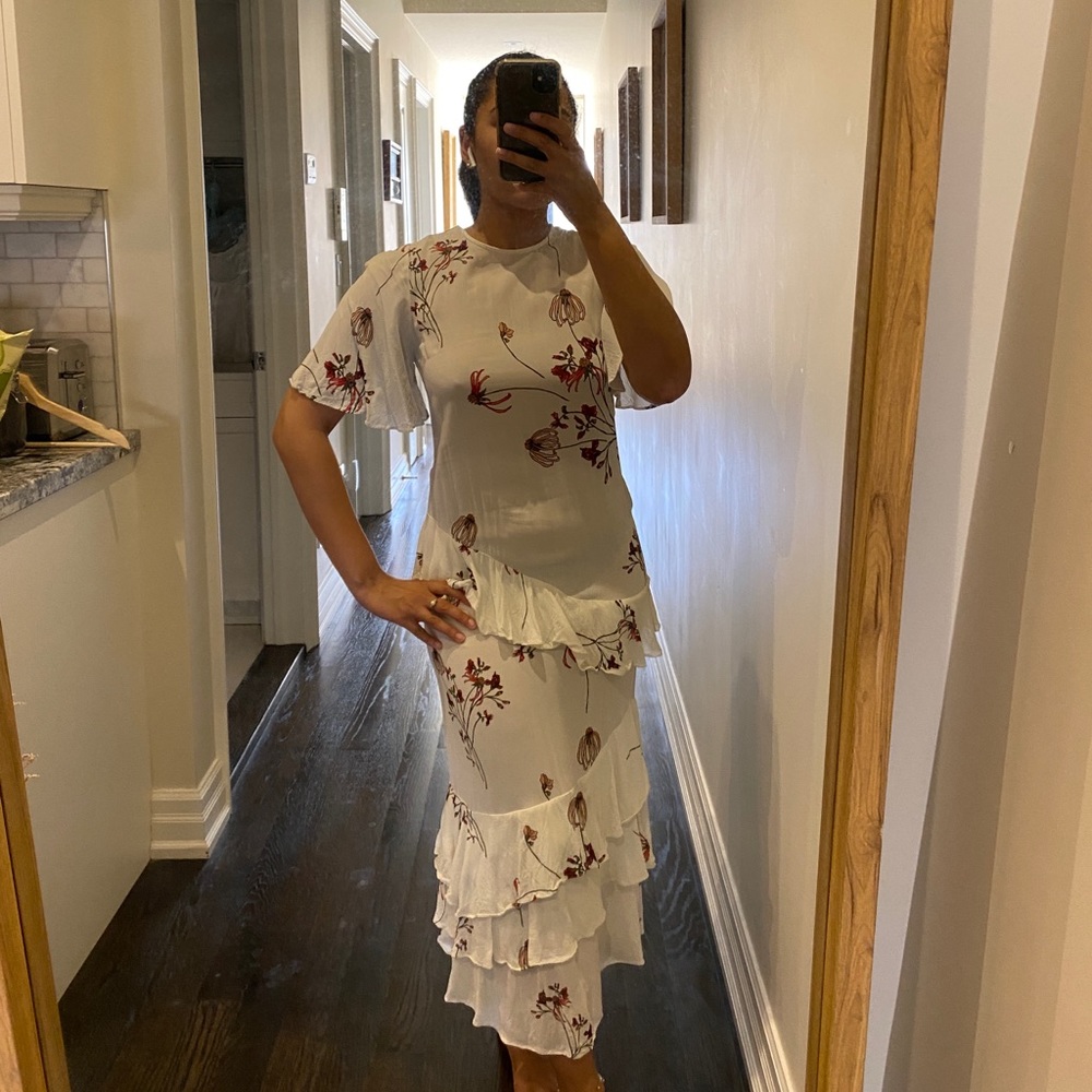 Little moon cream max dress with red flowers